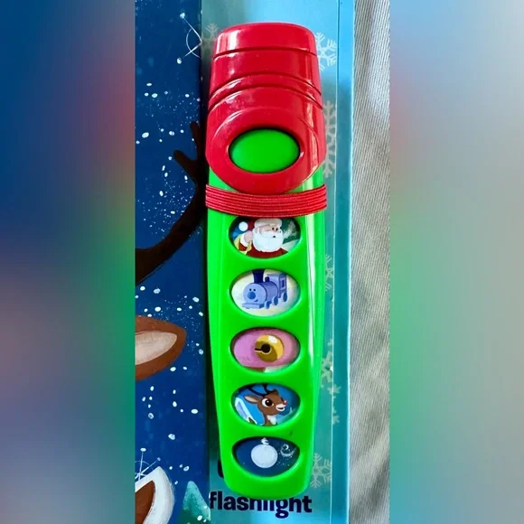 Rudolph the Red-Nosed Reindeer Flashlight Adventure Sound Book – Play-a-Sound - Picture 5 of 7